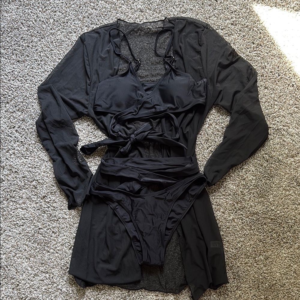 SHEIN Black 3 Piece Crisscross Bikini Set